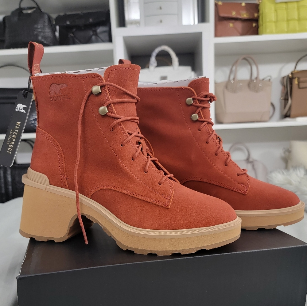 NIB Sorel Waterproof Hi-Line Heel Lace Up Boots 7.5